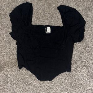 H&M XXS Black cropped shirt